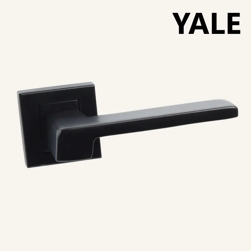 ALÜ. ANKA KARE ROZETLİ SİYAH YALE